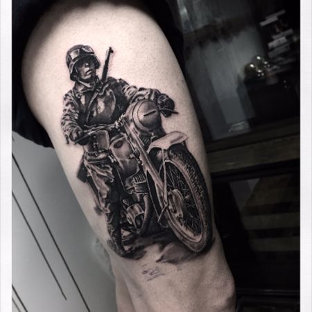 Flash tattoo