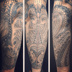 #tribal #Linework #tattoo by ANDREANA VERONA @andreanaverona #supernovatattoo #supernovatattoonyc #astoria #astorianyc #astoriaqueens #astoriatattoo #newyork #nyc #nyctattoo #fun #details #sleevetattoo #blackandgreytattoo #badass #redline #mix #tattoo #tattoos #tatuaje #tattooshop #tattooart 