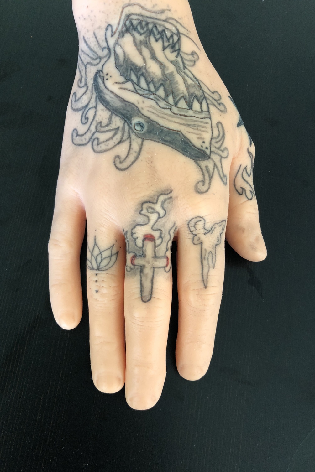 33 Super Cute Finger Tattoo Ideas You Need Right Now