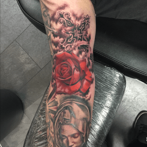 Sleeve in progress. Still at least one sitting to go.