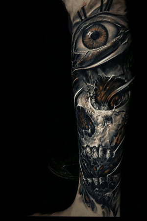 #skull #skulltattoo #scifi #horror #evil #tattoo #vainiusanomaly #realism #realistic #realistictattoo #color #colortattoo #eye #blackandgrey