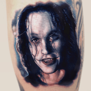 #BrandonLee portrait from #thecrow done in a 4 hour single pass at #skindeepmagazine Great British Tattoo Show in London #colorrealism #colorportrait 
