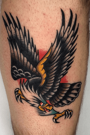Eagle on my old boss at vans ❤️ #berlintattoo #berlintattooers #tattooberlin #tattoostudioberlin #brightandbold #traditionaltattoo #berlin #tradworkers #ttism #londontattoo #essextattoo #oldlines 