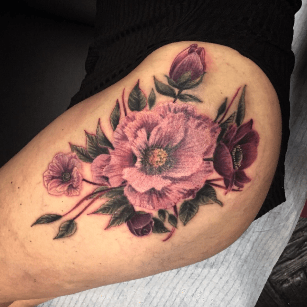 Tattoo Uploaded By La Maison Close Tatouage • ⚡️les Anémones De La Belle Et Pétillante Nathalie 3512