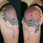My latest. Tattoos by Janelle Wallis. #bouquet #floraltattoo #lacetattoo #dahlia #ranunculus #forgetmenots #lavender #poppytattoo 