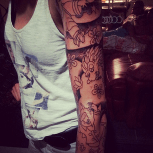 Take back tuesday ... First sleeve outline #sleeve#sleeveoutlone#tattoo#girlswithtattoos#tbt#inkedlife