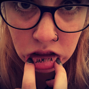 Itll be there for a few months they said. You wont have it forever they said... 3 years later and it hasnt faded or anything. Ugh. My old party girl and kesha days #animal #kesha #Innerlip #UglyInk #ugly 
