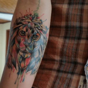 #lion #animals #color #tattooart #forearm #tattodo 