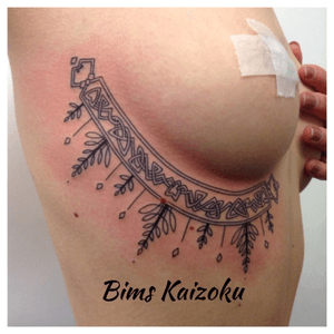 #bims #bimstattoo #bimskaizoku #blackink #blackwork #celtic #celtics #tatouage #tatts #tatted #tattoo #tattoos #tattooed #tattooedgirls #tattooart #tattooartist #tattoodesign #inked #inkedgirl #inkedgirls #ink #paris #paname #france #8emeencre #laplusbelleavenuedumonde