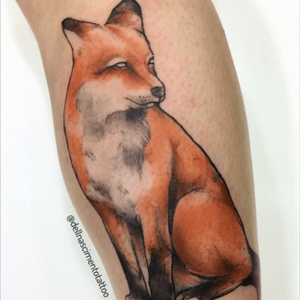 Fox.                                            #dellnascimentotattoo #foxtattoo #aquarelatattoo #watercolortattoo #tattoooftheday 