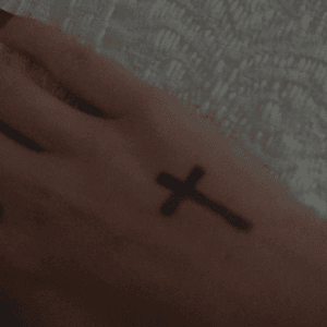 #1sttattoo #14yearsold #handtattoo #cross 