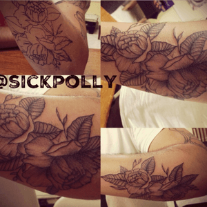 #sickpolly #flowertattoo #armtattoo #blackwork #dynamicink #blackflowertattoo #tattooartist #mextattoo #tatuajescancun #tattoocancun 