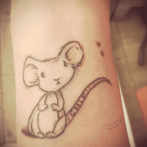 My First Tat.! ❤️ #mouse #chip #inmemory #uncle #passing #aliceholt #hampshire #uk #firsttattoo #proudofmyself