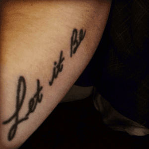 #letitbe #letters #arm #black #frase #Phrase #girls #tattoo 
