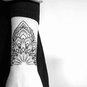 Wrist mandala done by Chris Bint in London