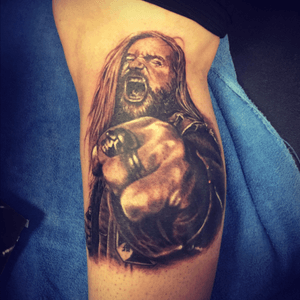 Start of my metal portrait leg by James Osman, Adelaide Australia #zakkwylde #blacklabelsociety #BLS #JamesOsman #australia #blackandgrey #metalchick #metalportrait #tattooedgirls 