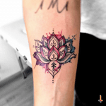 Nº224 #tattoo #ink #lotus #lotusflower #indianlotus #sacred #beanofindia #watercolor #color #watercolortattoo #eternalink #bylazlodasilva