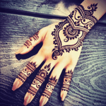 #hand #henna #hennaart #BeauTattoo #happy #Black #vintage #women #sad 