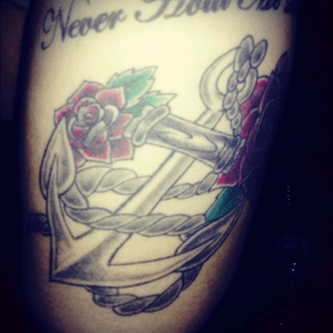 Still so much work left to do. Cant wait till this piece is finished. #anchor #roses #legtat 