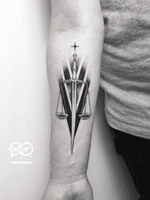 By RO. Robert Pavez • Sword ➖ Studio Vaders Dye - Hamburg 🇩🇪 • 2018 • #engraving #dotwork #etching #dot #linework #geometric #ro #blackwork #blackworktattoo #blackandgrey #black #tattoo #fineline