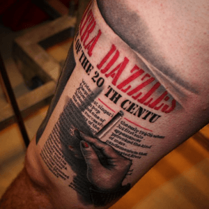By Jumilla@largavidatrece#kwadron #vikingink #amtattoosuplies #periodico#mano#cigarro#franksinatra#convencion #zaragoza #thebestspaintattooartist #thebesttattooartist #tattoomagazine #thebestofday #thebestofshow#zaragoza #jumilla #valencia #quartdepoblet #largavidatrece #tattoo #tattoos #tatuage #tatuaje #tattooart #tattoolife #realistic#blackandgrey #bodyart #blancoynegro