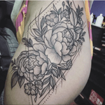 Ooooh the pepper shading ❤️😘 a lovely first tattoo for a lovely lady! Thank you so much Makenzie for letting me create for you! 🙏🏻 . #tattooartist #tattooart #tattooartofinsta #tattooshop #tattooshopinutah #tattooartistinutah #flowertattoo #peonies #peoniestattoo #dotwork #dotworkartist #tattoos #tattoo #utahtattooartist #utahtattooshop #utahtattoos #saltlakecitytattoos #tattoosinutah #ogdentattooshop #utah