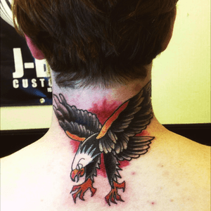 Traditional Eagle on the back of my neck done by Justin Turnbull of 72 Tattoo, Manchester, UK (ig: jbombtattoo72)