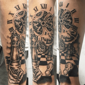 #custom #deaign #tattoo #drawing #vintage #latin #mechanistic#clock #chess #pawns #king #queen #soldier #roses #bnw #black #and #white 