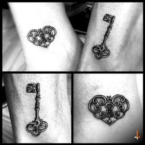 Nº137-138 The Key to Your Heart #tattoo #tattoosketch #tattoodesign #design #sketch #key #skeletonkey #heart #heartlocket #ankle #ankletattoo #marriedcouple #coupletattoo #ornaments #bylazlodasilva