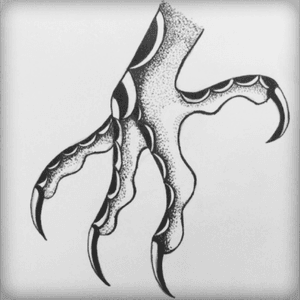 #claw #neotraditional #drawing #blackAndWhite 