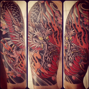 November 2014 / Artist: Horitomo / State of Grace Tattoo / San José, CA / #horitomo #stateofgracetattoo #tebori #japanesetattoo #dragon #dragontattoo #inryu #ryu #monmoncats