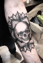 Done by Andy van Rens - Resident Artist.                      #tat #tatt #tattoo #tattoos #amazingtattoo #ink #inked #inkedup #amazingink #inklovers #mandala #mandalatattoo #mandalastyle #skull #skulltattoo #skulltattoos #dotwork #amazingart #art #culemborg #netherlands 
