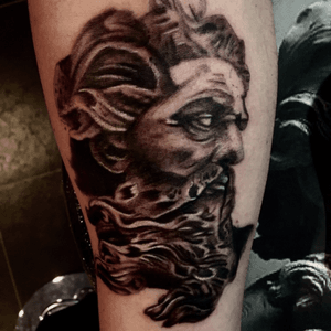 Zeus statue. #tattoo #blackandgrey #blackandgreytattoo #tattooartist #tattoos 