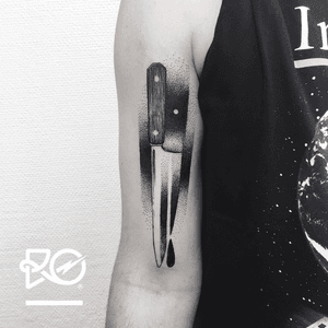 By RO. Robert Pavez • Kniv - Soft Black • Studio Nice Tattoo • Stockholm - Sweden 2017  • #engraving #dotwork #etching #dot #linework #geometric #ro #blackwork #blackworktattoo #blackandgrey #black #tattoo 