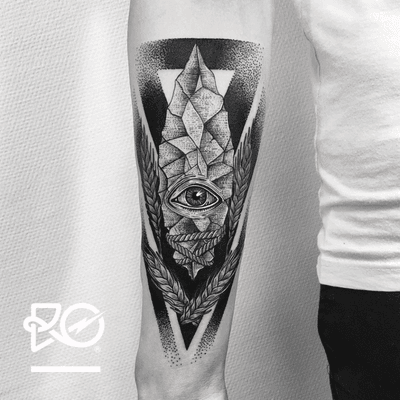 By RO. Robert Pavez • Stone of Genesis • Studio Nice Tattoo • Stockholm - Sweden 2017 • #engraving #dotwork #etching #dot #linework #geometric #ro #blackwork #blackworktattoo #blackandgrey #black #tattoo #deer #deertattoo #fineline 