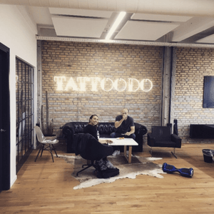 Hanging at Tattoodo HQ today💡