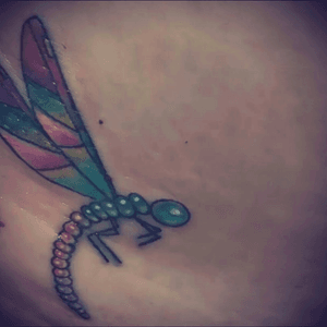 #dragonfly #color #mexicantattoo #tatuadoresmexicanos #artistamexicano #mexicantattooartist #vidalhernandez #inkedtouchslp #radicaltattoo  