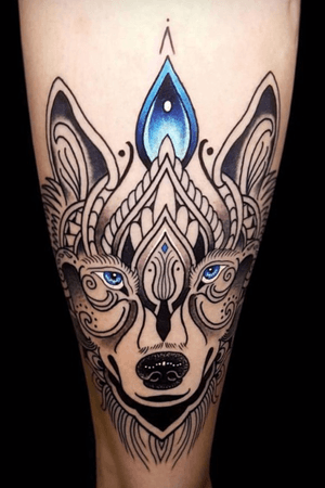 Tattoo by #coenmitchell from #newzealand awesome #mosaic #wolf #wolftattoo #blackandgrey with #blue #white @coenmitchell