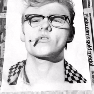 http://pin.it/YfODvgN James Dean inpired photography. Graphite and ink, A3. Kaitlyn Bulloch. 