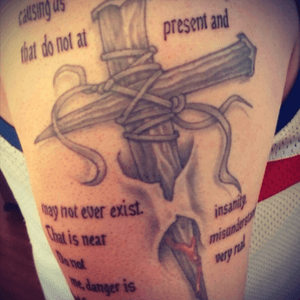 #cross #blackandgrey #tattoo #blood #realistic #nail 