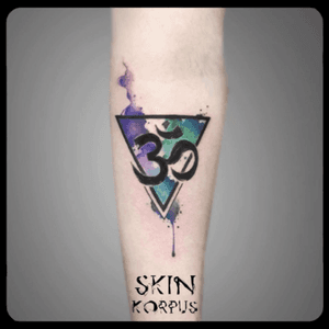 #watercolor #watercolortattoo #watercolortattoos #watercolour #ohm #ohmtattoo made @ #absolutink by #watercolortattooartist #watercolorartist #skinkorpus 