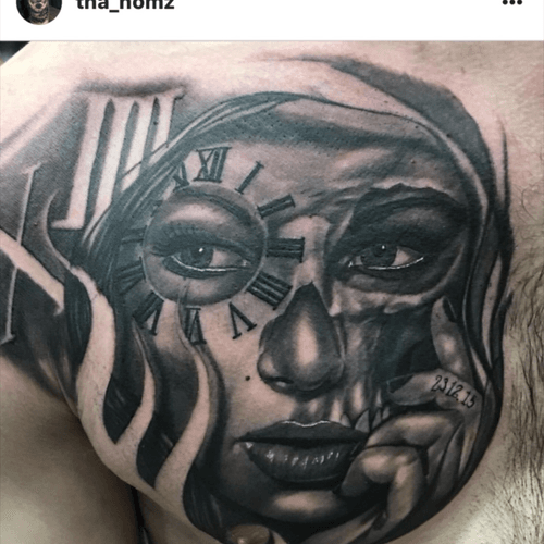 This artist is great #portait #clock #romannumerals #hyperrealism #shading 