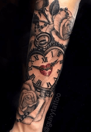 Guivy - Art For Sinners (Geneva - Geneve) #clocttattoo #watchtattoo #realism #tattoosleeve #clock #watch #horloge #montre #swisswatch #diamond #girly #rose #roses 