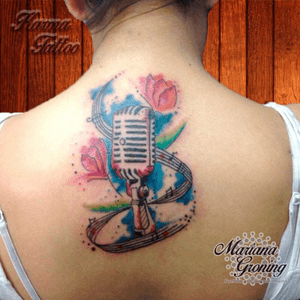 Watercolor microphone and flowers tattoo #tattoo #marianagroning #karmatattoo #cdmx #MexicoCity #watercolor #watercolortattoo #watercolortattooartist #microphone 