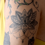 Flor de lotus by Flavia Cia da Tattoo Brasil 
