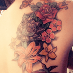  #qualitytattoo #tatuagem #flowers #lotusflower #Tattoodo #butterfly #roses #CoverUpTattoos #coverup #oldtattoo #tatuagemcolorida #tatuagemfeminina 