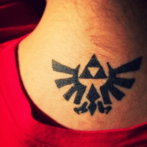 Legend of Zelda tattoo on the back of my neck. Almost forget it's there #legendofzelda #zelda #triforce #triforcetattoo #backoftheneck 