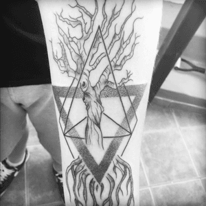 This is my newest tattoo im really like it #tree #triangle 
