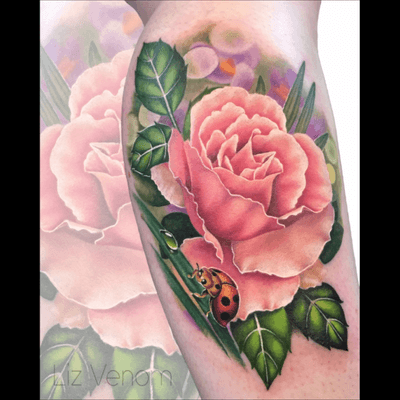 Peach #rose abd #ladybug #lizvenom#ladybeetle #beetle #bug #insect #rose #roses #floribunda #nature #botanical #realism #female #floral #flowers #girly #feminine #ladytattooers #vintage #classical #color #colour #best #beautiful #flattering #amazing 