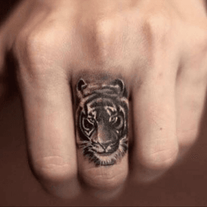 I would love to have a tigertattoo on my finger in honor of my brother who passed away. He had the nickname tiger and was very overprotective of me. If a ever got married he was the one who was supposed to give me away. With his nickname on my ringfinger it would feel like he is always with me. #dreamtatto 